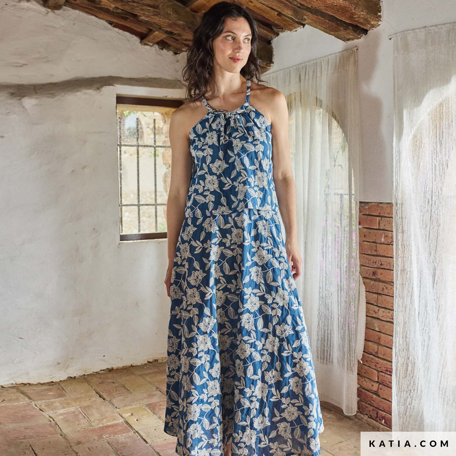 Voile de coton jean brodé fleurs – Image 4