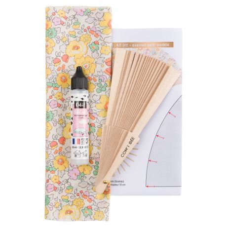 Kit éventail petit modèle Liberty fleurs jaune