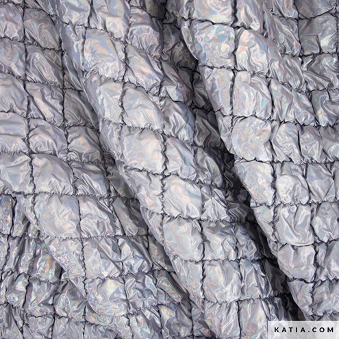 Tissu doudoune matelassé irisé argent carré