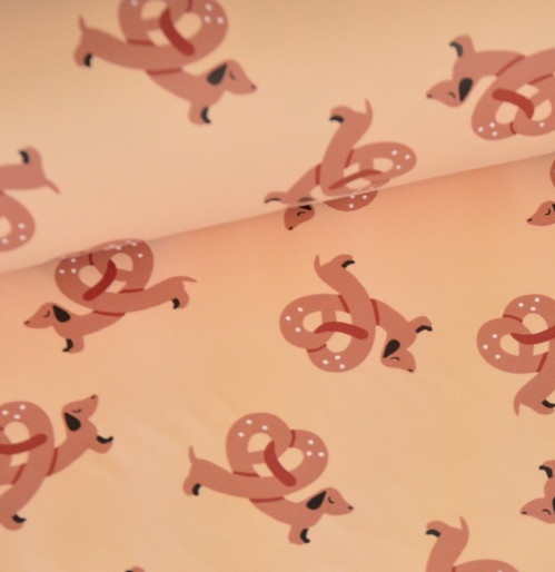 Tissu imperméable chien teckel bretzel